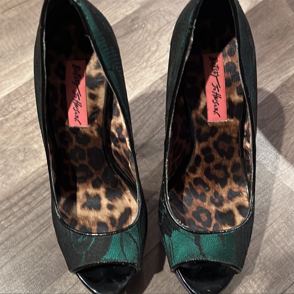 Betsey Johnson heels